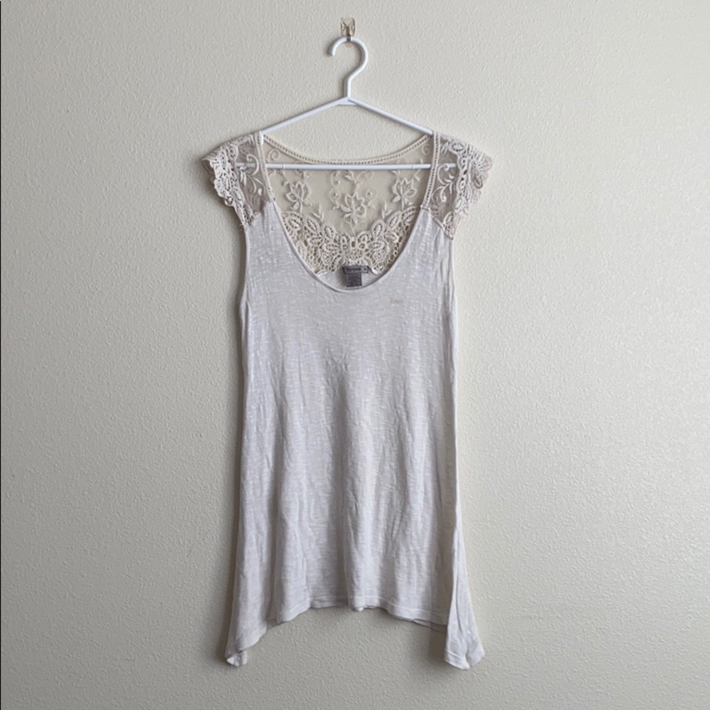 Cream colored light top with lace